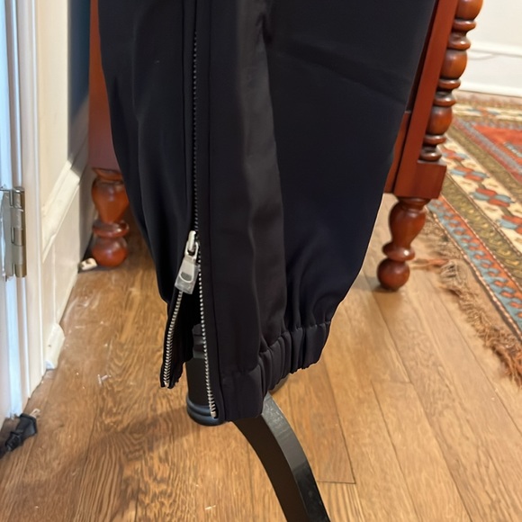 L, Tibi Navy-black tropical wool joggers, sold out size and color - Picture 7 of 8